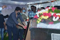 Nagarjuna Pays Condolences to Sirivennela Seetharama Sastry